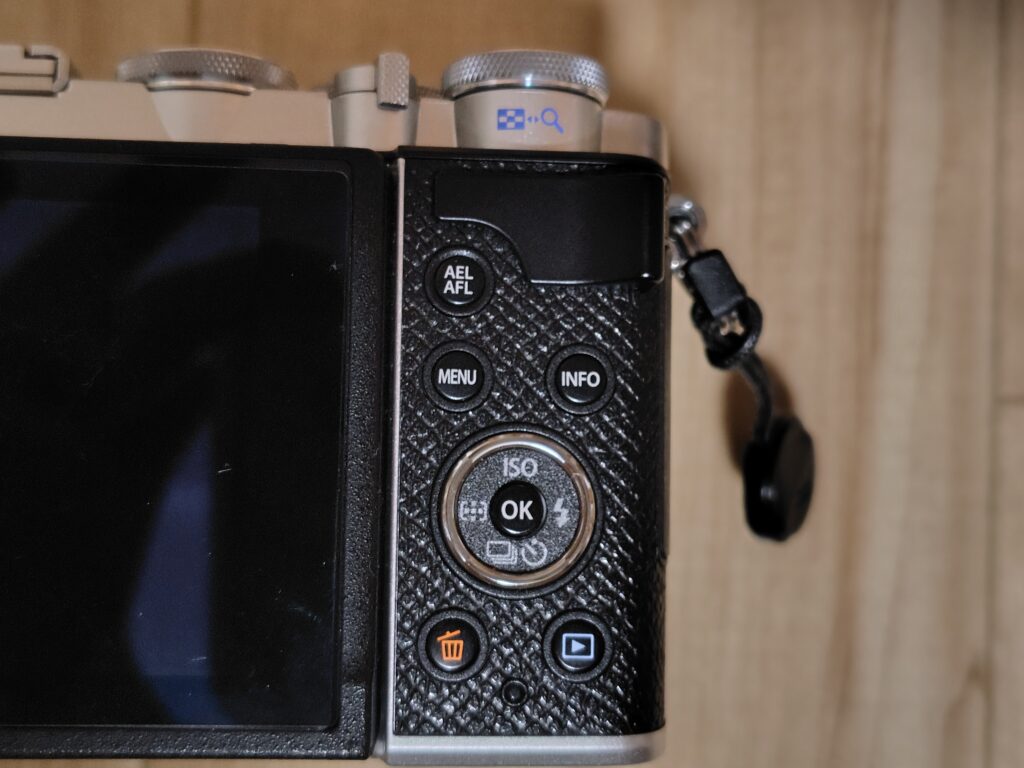 Olympus pen ep-7